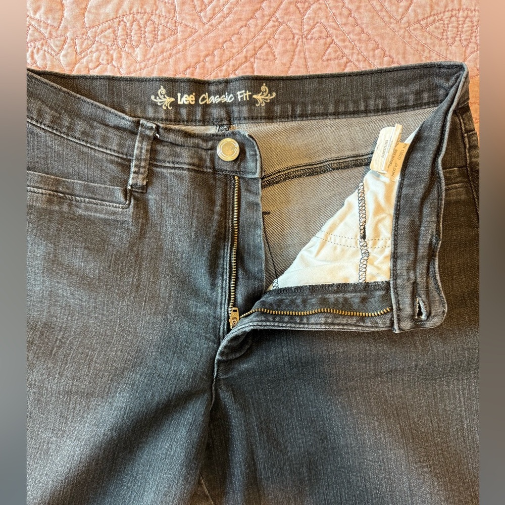 Lee Black Denim Knee-Length Shorts - Picture 11 of 12